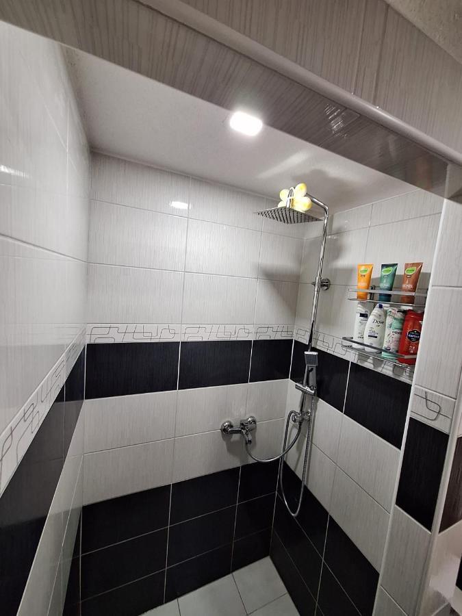 Apartman Magic Sauna,Jakuzzi,Kino リヴノ エクステリア 写真